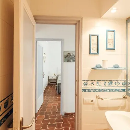 Casa En Es Calo Blanc Con Piscina, Parking Y A/c 아파트 Binisafua